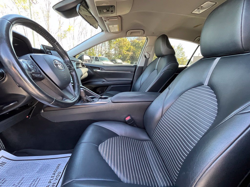 Used 2022 Toyota Camry SE FWD image 27