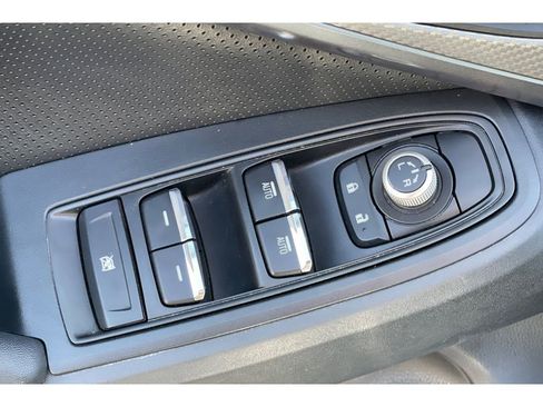 Used 2023 Subaru Crosstrek 2.5i Limited image 12