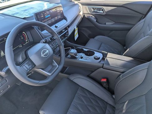 New 2026 Nissan Rogue Platinum w/ Platinum Premium Package image 11