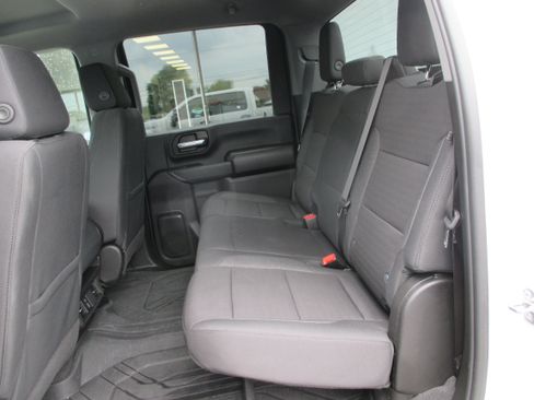 Used 2024 Chevrolet Silverado 2500 Custom w/ Custom Value Package AWD/4WD image 10
