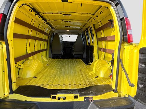 Used 2023 Chevrolet Express 2500 Work Van w/ Driver Convenience Package image 30