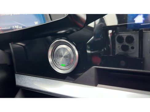 Certified 2024 Chevrolet Corvette Stingray Preferred Cpe w/ 2LT image 21