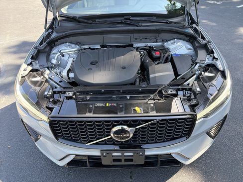 Certified 2024 Volvo XC60 B5 Plus w/ Protection Package Premier AWD/4WD image 65
