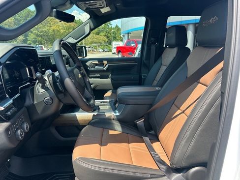 New 2026 Chevrolet Silverado 1500 High Country w/ Technology Package image 23