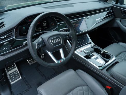 Used 2025 Audi SQ7 Premium Plus AWD/4WD image 23
