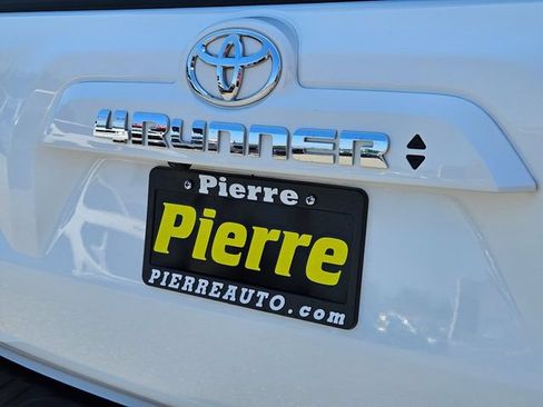 Used 2022 Toyota 4Runner TRD Sport w/ Technology Package AWD/4WD image 13