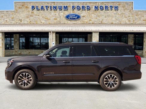 New 2025 Ford Expedition Max Platinum image 3