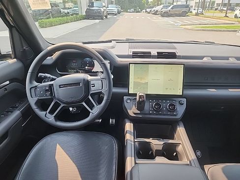 New 2026 Land Rover Defender 110 OCTA AWD/4WD image 20