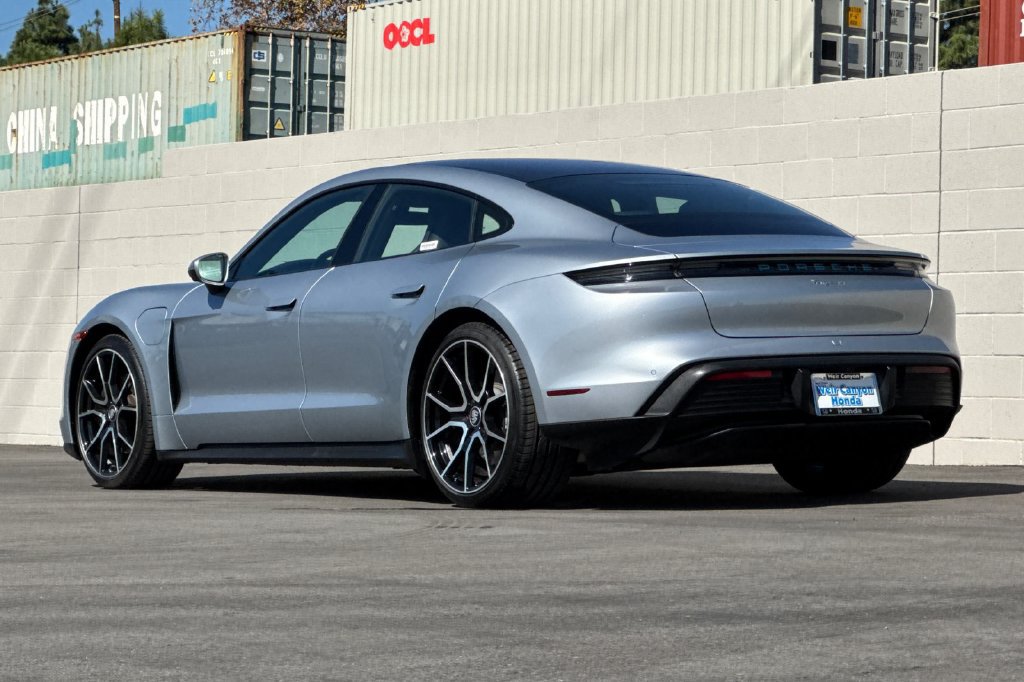 Used 2023 Porsche Taycan RWD image 7