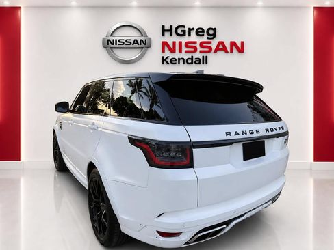 Used 2018 Land Rover Range Rover Sport SVR AWD/4WD image 2