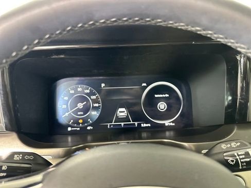 Used 2023 Kia Sorento SX image 17