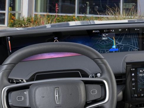 New 2026 Lincoln Nautilus Reserve AWD/4WD image 13