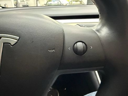 Used 2018 Tesla Model 3 AWD/4WD image 24