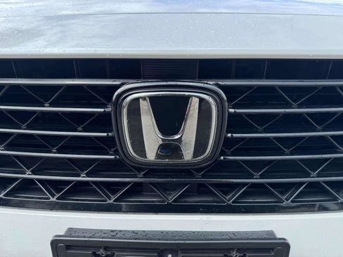 Used 2024 Honda Accord Sport image 12