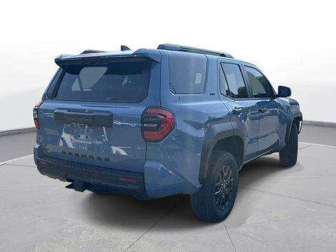 Used 2025 Toyota 4Runner SR5 AWD/4WD image 6