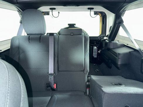 Used 2024 Jeep Wrangler Unlimited Rubicon 4xe image 7