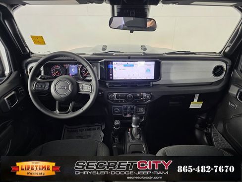 New 2025 Jeep Gladiator Sport image 28