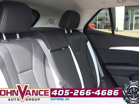 Used 2025 Buick Envision Sport Touring image 20