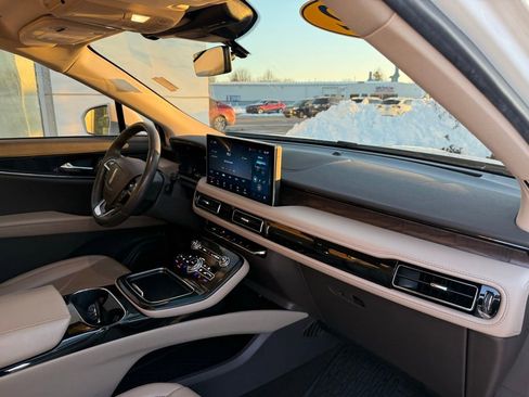 Used 2022 Lincoln Nautilus Reserve image 25