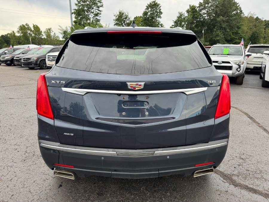 Used 2018 Cadillac XT5 AWD image 4