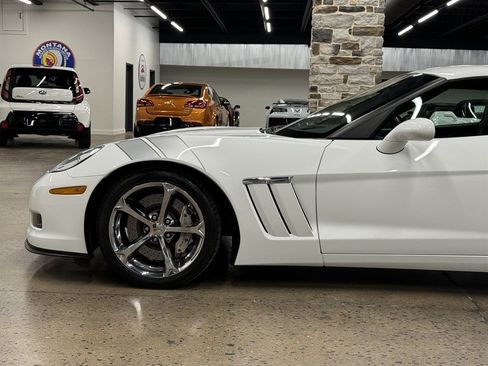 Used 2010 Chevrolet Corvette Grand Sport w/ Preferred Equipment Group RWD image 5