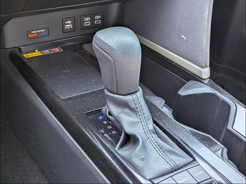Certified 2025 Toyota Camry LE FWD image 21