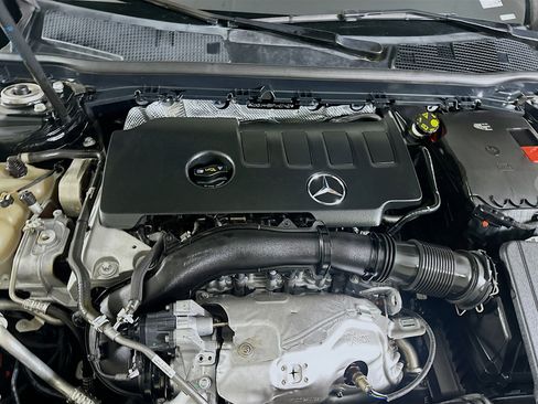 Used 2023 Mercedes-Benz CLA 250 CLA 250 image 32