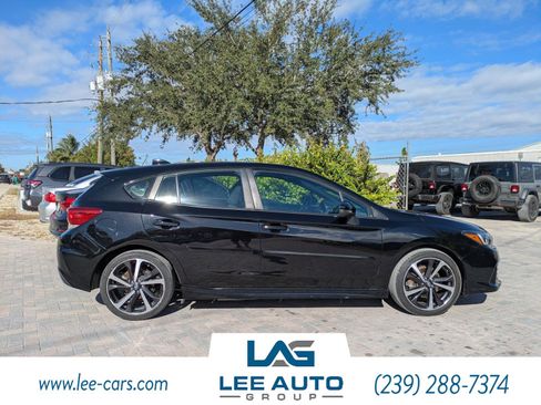 Used 2020 Subaru Impreza 2.0i Sport image 2