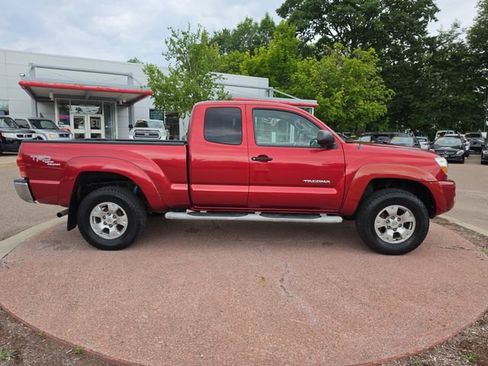 Used 2005 Toyota Tacoma 4x4 Access Cab image 6