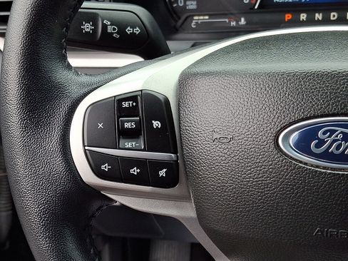Certified 2023 Ford Explorer XLT AWD/4WD image 22