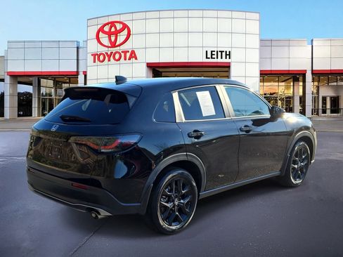 Used 2023 Honda HR-V Sport image 5