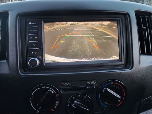 Used 2020 Nissan NV200 S image 38