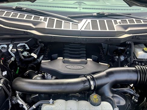 Used 2022 Ford F150 XLT w/ Equipment Group 302A High AWD/4WD image 9