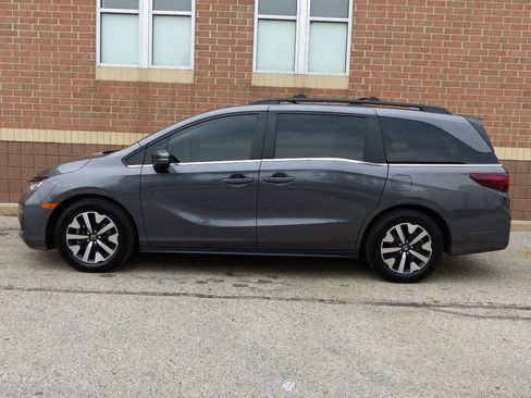 Used 2025 Honda Odyssey EX-L image 7