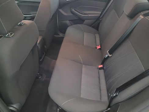 Used 2018 Ford Focus SE image 18