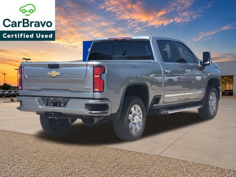Certified 2024 Chevrolet Silverado 2500 High Country w/ High Country Premium Package AWD/4WD image 4