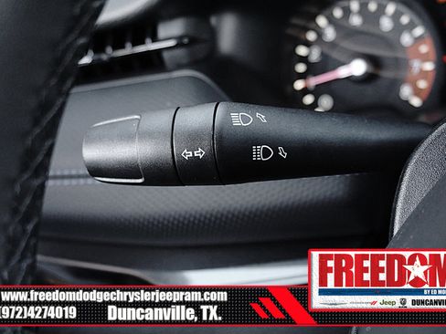 New 2026 Jeep Compass Latitude image 28