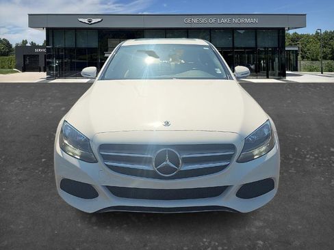 Used 2018 Mercedes-Benz C 300 Sedan image 2