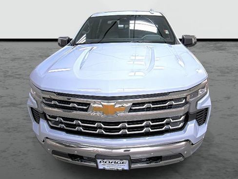 New 2026 Chevrolet Silverado 1500 LTZ w/ Z71 Off-Road Package AWD/4WD image 6