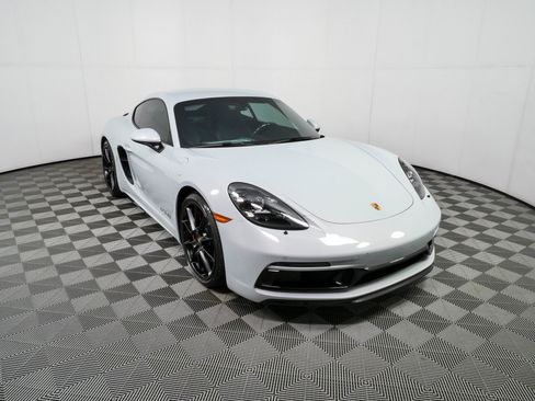 Certified 2025 Porsche 718 Cayman GTS RWD image 24