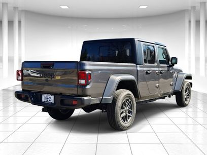 Certified 2025 Jeep Gladiator Sport