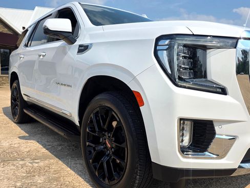 Used 2022 GMC Yukon SLT image 31