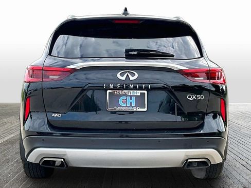 Certified 2019 INFINITI QX50 Essential w/ Proactive Package AWD/4WD image 7