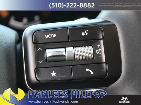 Used 2025 Hyundai Santa Fe SEL image 32