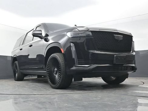 Used 2022 Cadillac Escalade ESV Sport Platinum AWD/4WD image 1