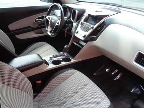 Used 2016 Chevrolet Equinox LT w/ Convenience Package image 13