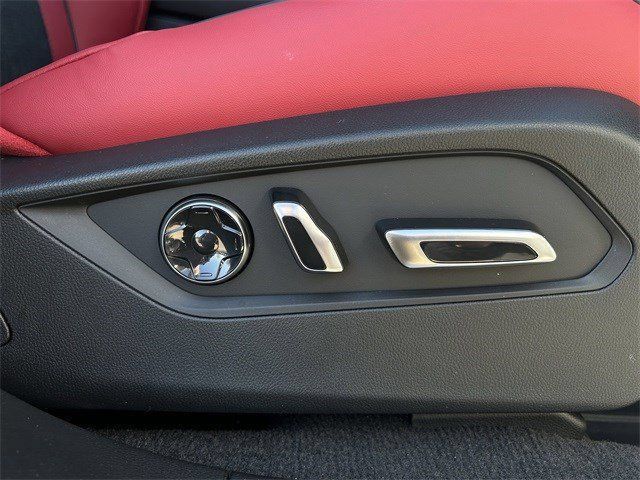 Used 2026 Acura RDX w/ Advance Package AWD/4WD image 32