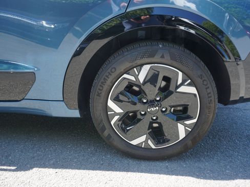 Used 2024 Kia Niro Wind FWD image 6