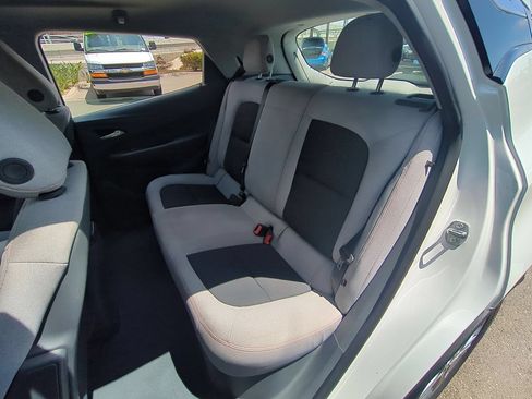 Used 2020 Chevrolet Bolt LT FWD image 22