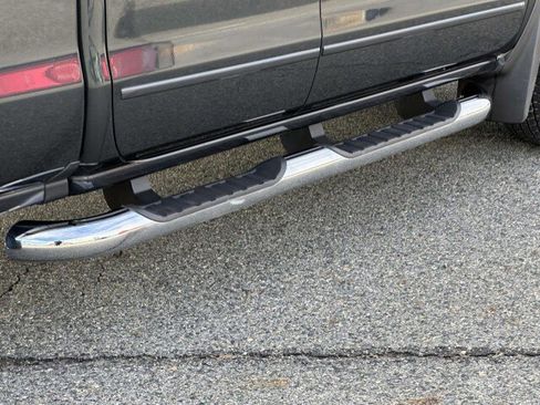 Used 2018 Chevrolet Silverado 1500 LT w/ All Star Edition image 9